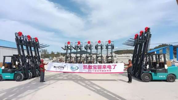 宝骊25台X1B批量交付