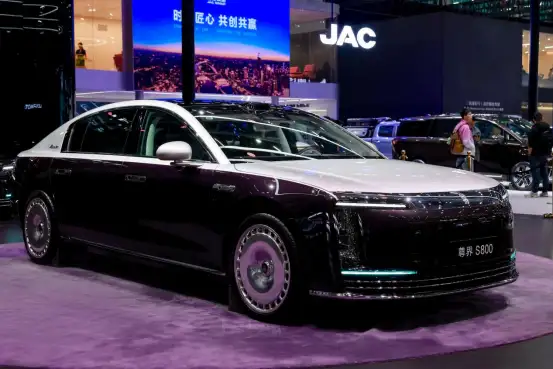 1764927528108563.png 江汽集团谋局营销体系“一体化”突围 渠道整合重塑品牌合力